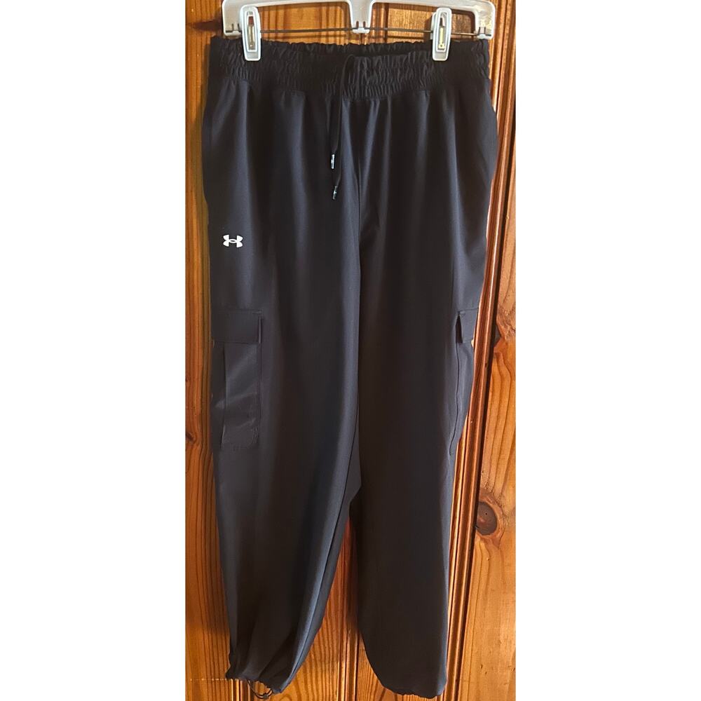Under Armour Women's Woven Cargo Pant Black Gym Athletic Size Medium - Picture 2 of 4